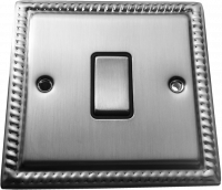 фото одноклавишный выключатель проходной, цвет: матовая сталь