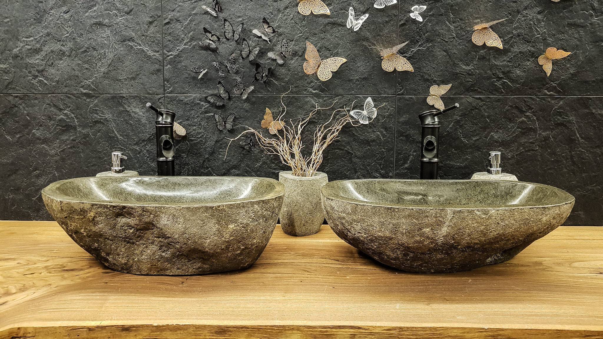 Раковина в ванну из камня. Раковина 3040 model Речной камень. Stone Sink каменная раковина. Раковина из натурального камня в ванную. Раковины из камня для ванной комнаты.