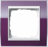 фото 211753 - gira event clear рамка на 1 пост, темно-фиолетовая глянцевая, центральная вставка белая