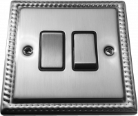 фото двухклавишный выключатель проходной, цвет: матовая сталь