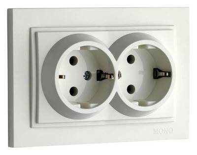 Розетка двойная с заземлением Mono Electric Despina 102-252504-120 фото